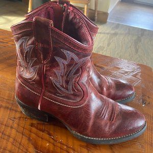 Red Ariat Unbridled Billie Ankle Boots Women's 7 Western Leather